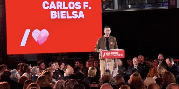 Carlos Fernandez Bielsa revalida la secretaría general de los socialistas de la provincia de Valencia