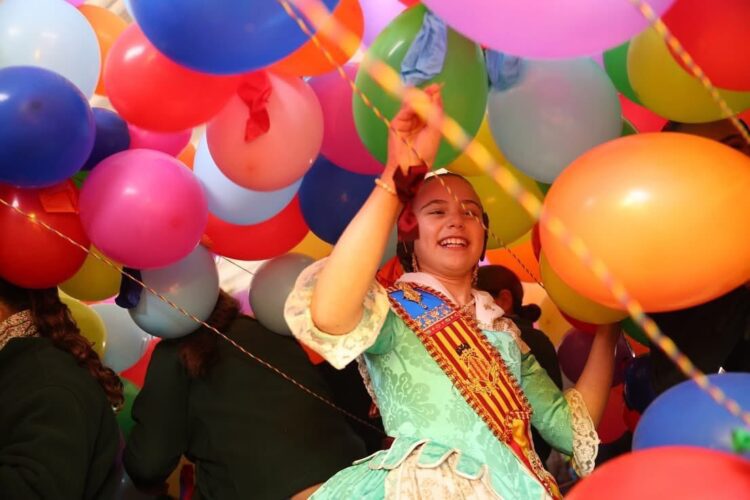 Entrevista a la Fallera Major Infantil de Valéncia 2025, Lucía García Rivera, a las puertas de la plantà