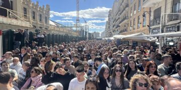 La mascletà del 15 de marzo en la Plaza del Ayuntamiento deja más de un centenar de personas atendidas por la asistencia masiva