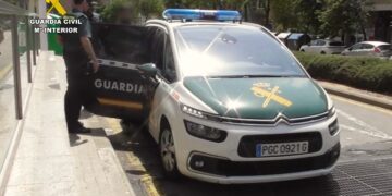 Entra en prisión tras intentar degollar a un hombre en un pub de Paiporta