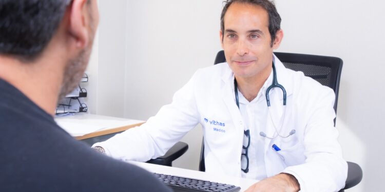 Un responsable de cardiología de Vithas afirma que la buena higiene del sueño es clave para mantener un corazón sano