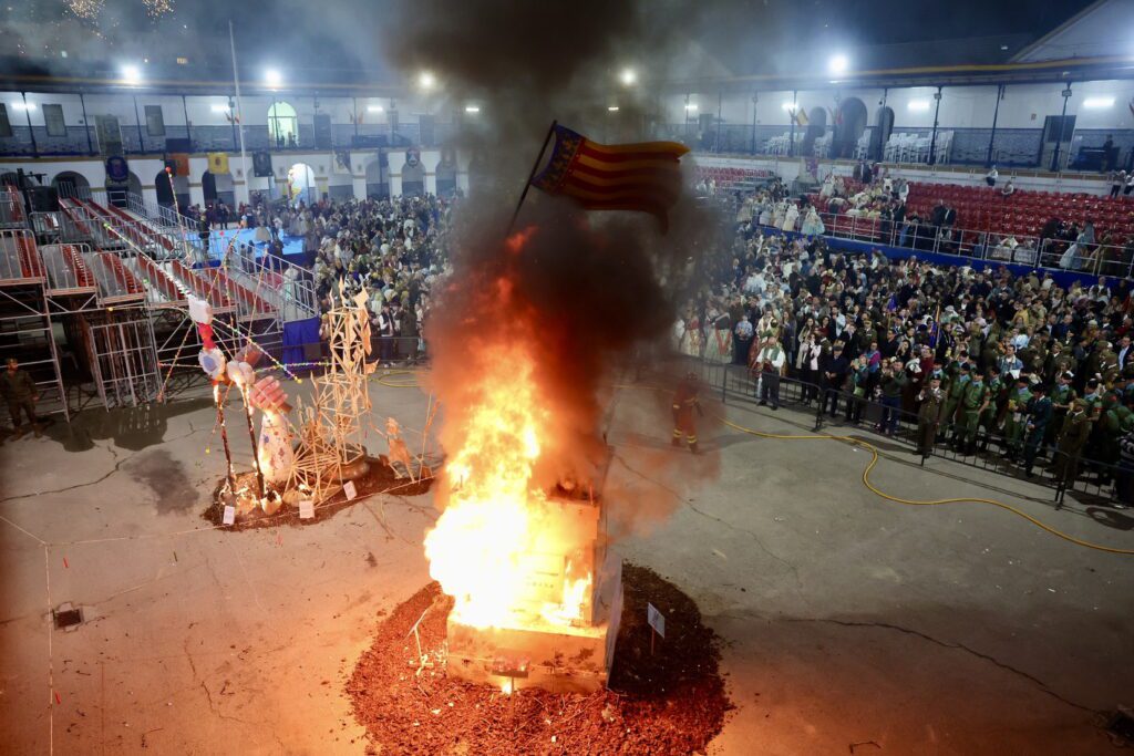 Las fallas de las FAS se convierten en un homenaje a afectados #DANA y a la unidad para recuperar nuestro territorio 17 IMG 8198