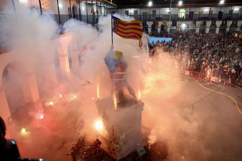 Las fallas de las FAS se convierten en un homenaje a afectados #DANA y a la unidad para recuperar nuestro territorio 18 IMG 8272