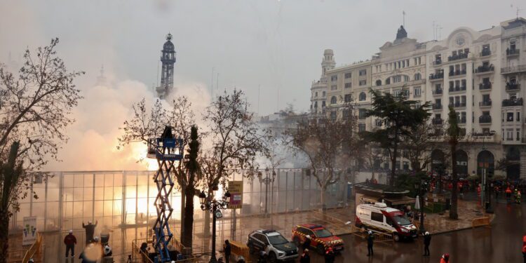 ¿Lloverá en los días grandes de las Fallas de Valencia 2025?