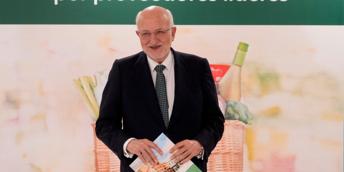 Juan Roig: Lo peor de la Dana es la falta de un plan conjunto y las administraciones sólo saben pelarse 1 Mercadona cierra 2024 con un 9% más de ventas y aumentará la plantilla en 1.000 trabajadores este año