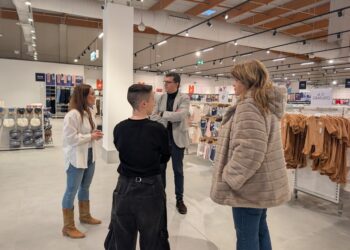 Kiabi Alfafar renace tras la DANA: un símbolo de esperanza y compromiso con el comercio local