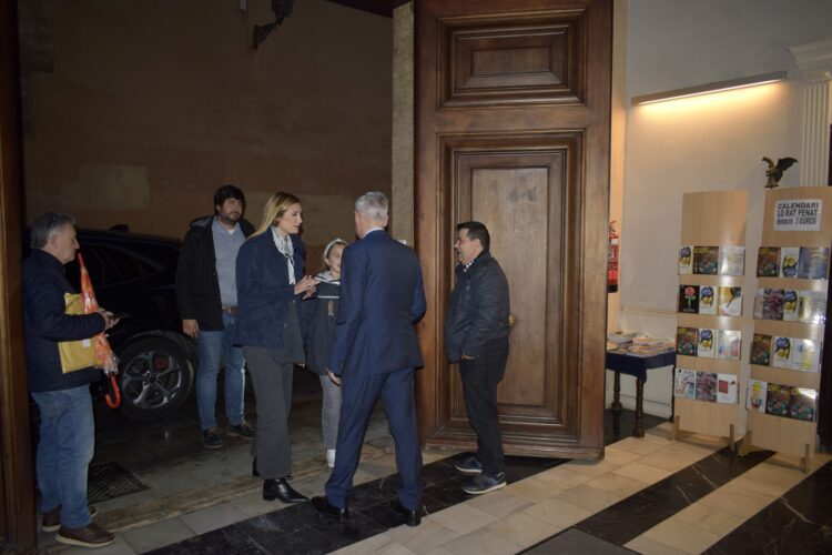 Entrevista a la Fallera Major Infantil de Valéncia 2025, Lucía García Rivera, a las puertas de la plantà