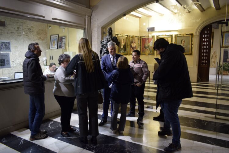 Entrevista a la Fallera Major Infantil de Valéncia 2025, Lucía García Rivera, a las puertas de la plantà