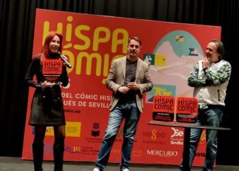 Noelia Ibarra, profesora de la Universitat de Valéncia, recibe el Premio Hispacómic por su labor divulgativa