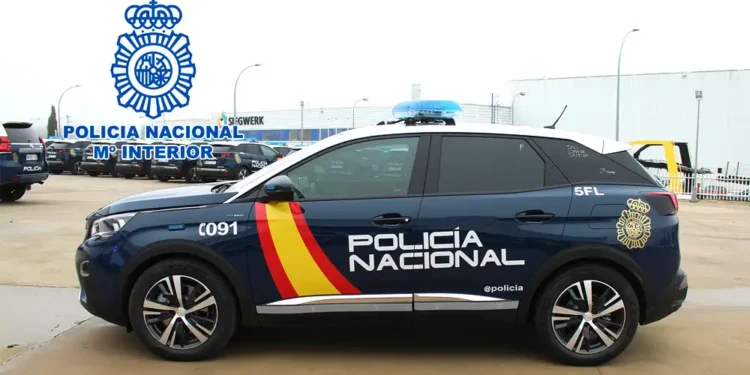 Dos detenidos por estafar a un hombre incapacitado en Xàbia (Alicante) por más de 12.000 euros 1 Detenido por estafar a víctimas de la DANA. La otra estafa es el abuso de precios en la zona