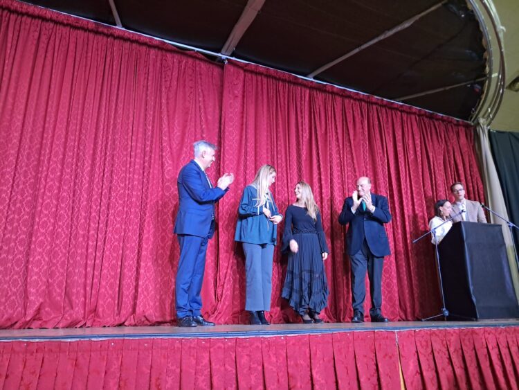 Dos regines han brillat en el Concurs de Llibrets de Lo Rat Penat