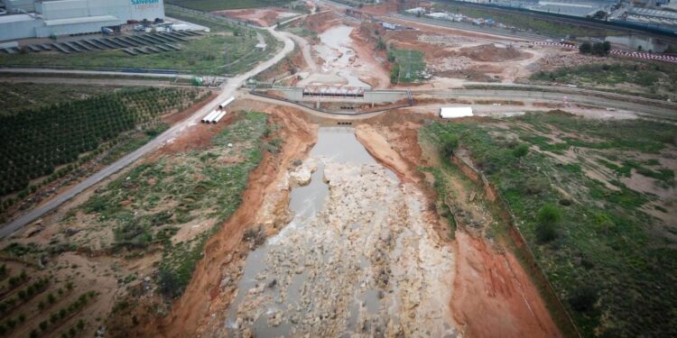 Torrent informa del seguimiento del Barranco del Poyo y su caudal controlado
