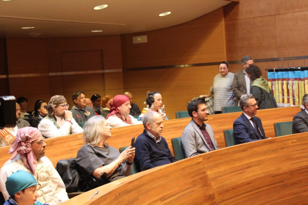 Lo Rat Penat entrega en la Diputació de Valéncia els premis del Concurs de Llibrets de Falla per a les falles de fora del Cap i Casal 4 WhatsApp Image 2025 03 11 at 20.39.38