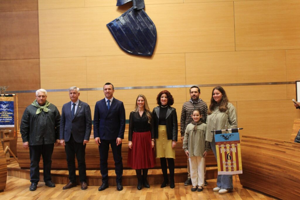 Lo Rat Penat entrega en la Diputació de Valéncia els premis del Concurs de Llibrets de Falla per a les falles de fora del Cap i Casal 7 WhatsApp Image 2025 03 11 at 20.39.59