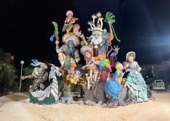 La Falla El Toro de Calvià comienza sus Fallas en Port Adriano en un fin de semana lleno de actividades