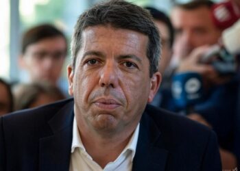 Mazón esquiva preguntas incómodas y centra el foco en la «recuperación» tras la DANA