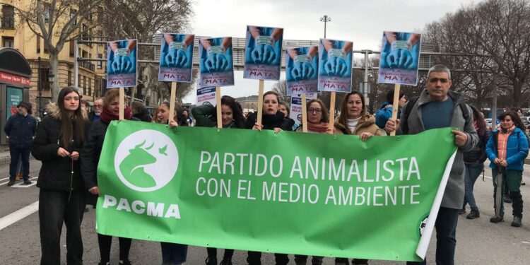 PACMA propone al Gobierno una modificación urgente del polémico Real Decreto 666/2023