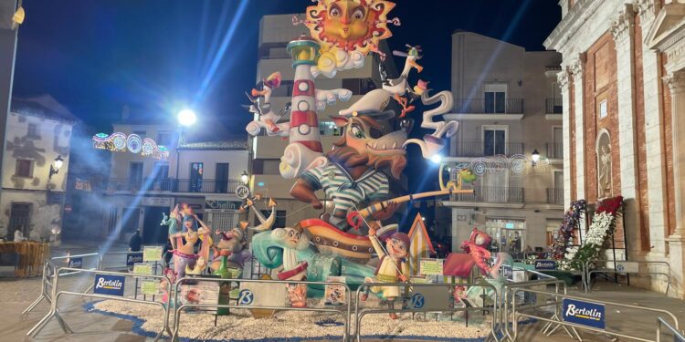 Turís y el ritual del fuego dicen adios hoy a sus Fallas 2025 1 Turís y el ritual del fuego dicen adios hoy a sus Fallas 2025