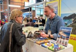 Generalitat promociona turismo activo valenciano en el Salón du Randonneur de Lyon