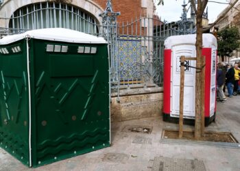 El Mercado Central de Valencia: Patrimonio Modernista o Campo de Batalla Urbano en fiestas