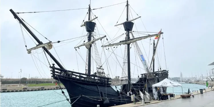 La Nao Victoria atraca en Marina Port para emprender la gira Europea en Valencia 1 La Nao Victoria atraca en Marina Port para emprender la gira Europea en Valencia