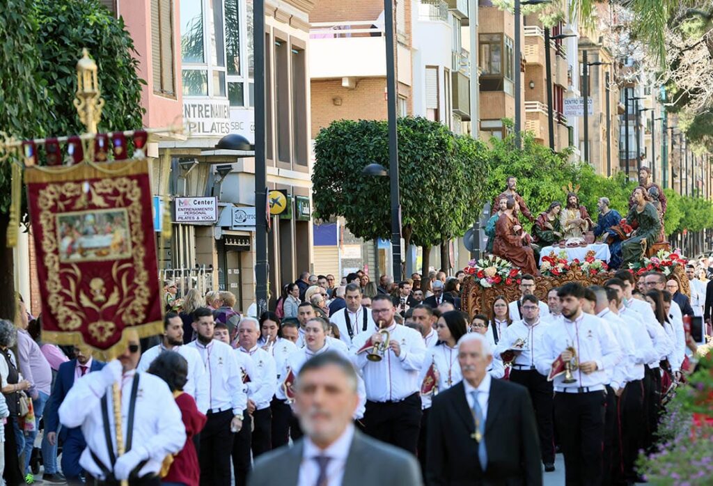 Nuevo paso de la Hermandad de la Santa Cena y Caballeros del Santo Cáliz de Torrent 2 paso torrent benavent 5
