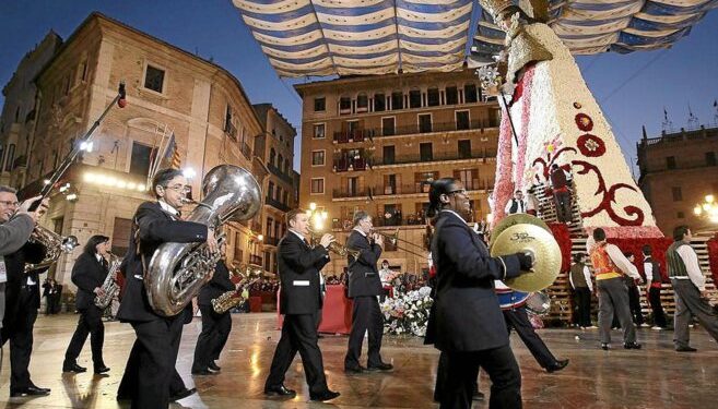 Ni toldo para Fallas ni para la el día de la patrona ni ruta de la judería 1 Ni toldo para Fallas ni para la el día de la patrona ni ruta de la judería