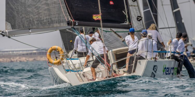 La flota Crucero y la Winter Series J80 RCNV tienen una nueva cita en aguas del Náutico de Valencia