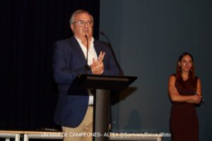 vela Carlos Torrado presidente FVCV