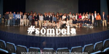 La Federació de Vela de la Comunitat Valenciana celebra la gran fiesta de la vela con 137 deportistas galardonados