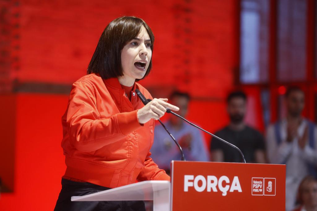 Pilar Bernabé da un paso al frente: “Nunca más Valencia tendrá una alcaldesa que mire hacia otro lado” 13 %E2%80%8BPilar Bernabe Diana Morant y la eurodiputada Sandra Gomez 11