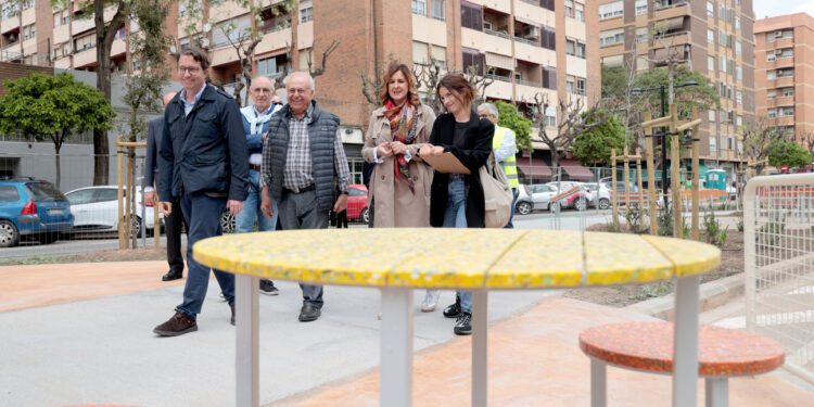Reurbanización de la mediana de la calle de Fray Junípero Serra