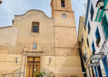 La Iglesia de Sant Bertomeu de Finestrat abre sus puertas después de 3 años cerrada
