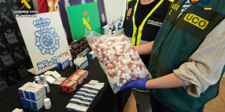 Desarticulado un grupo criminal dedicado a la introducción, almacenamiento y venta en territorio nacional de sustancias dopantes y otros medicamentos ilegales