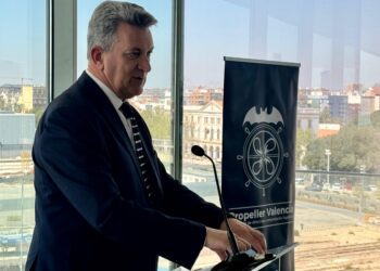 La Generalitat Valenciana reconoce que está explorando la viabilidad de un nuevo acceso al Puerto de Valencia