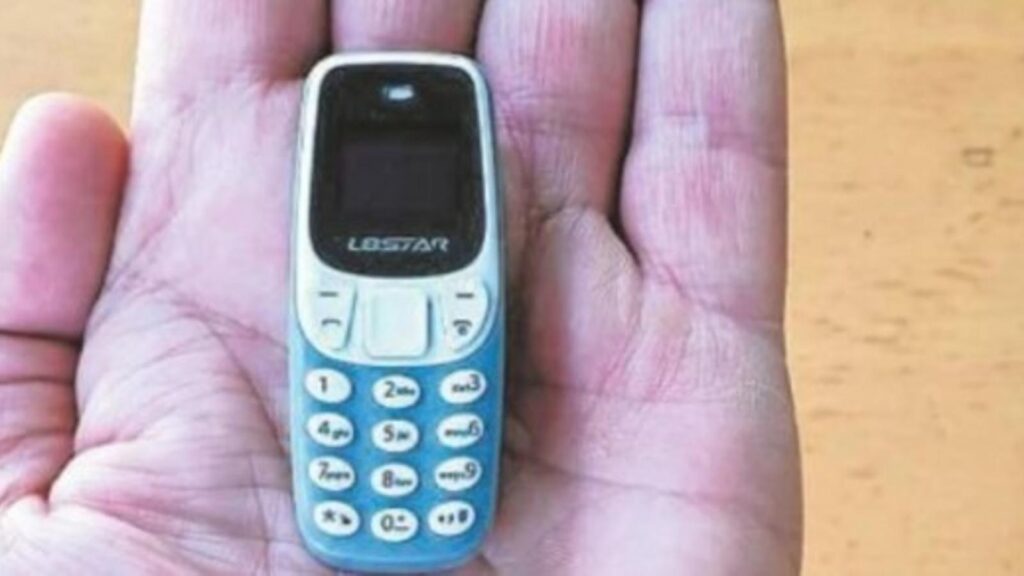La prisión de Picassent ha confiscado 653 móviles en siete años: un mercado negro que desafía la seguridad penitenciaria 2 5f7165f8 116e 40dd 8af2 606f8683bf26 16 9 aspect ratio 1600w 0