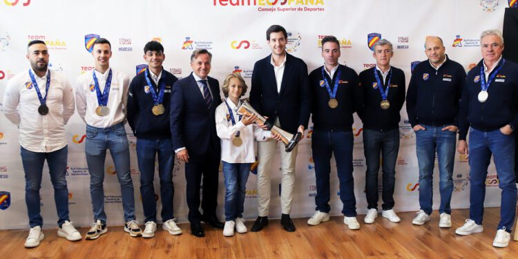 El CSD recibe a la selección española ganadora de los FIA Motorsport Games 1 El CSD recibe a la selección española ganadora de los FIA Motorsport Games