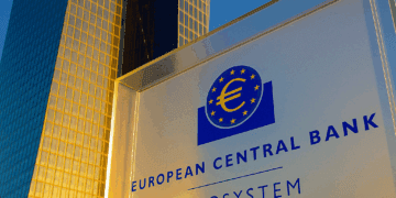 El BCE se reúne con una nueva bajada de tipos sobre la mesa pese a la guerra arancelaria de Trump