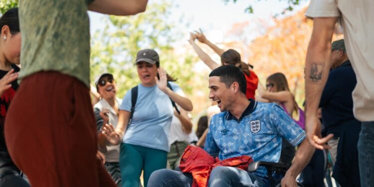 Dansa Valéncia se despedirá este domingo con una fiesta inclusiva y participativa en la plaza de la Virgen 1 Dansa Valéncia se despedirá este domingo con una fiesta inclusiva y participativa en la plaza de la Virgen