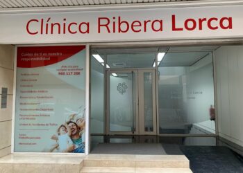El grupo sanitario Ribera abre una clínica en el centro de Lorca para ofrecer una atención cercana, integral y sin esperas