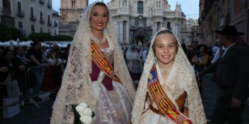 Berta Peiró y Lucía García en las Fiestas de la Primavera de Murcia