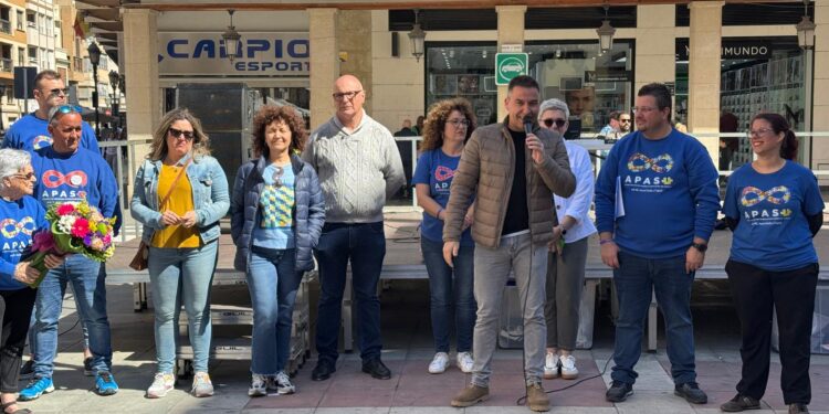 Sueca celebra el Día Mundial de la Concienciación del Autismo con una serie de actividades festivas y reivindicativas