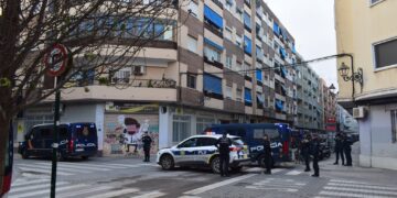 Marcia y Miguel de 62 y 72 años, el último desahucio en Valencia en Benimaclet que les deja en la calle