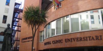 El Hospital Clínico de Valencia participa en una guía de fisioterapia y ejercicio físico para pacientes pediátricos receptores de trasplante de médula ósea