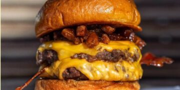 Hundred Burgers: De Valencia al Mundo con la Mejor Hamburguesa