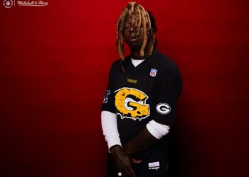 La NFL lanza una colaboración histórica de moda urbana con Lil Wayne y Mitchell & Ness 3 La NFL lanza una colaboración histórica de moda urbana con Lil Wayne y Mitchell & Ness