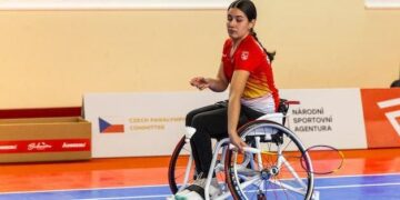 Maya Alcaide logra su primera medalla internacional en el Czech Parabadminton International