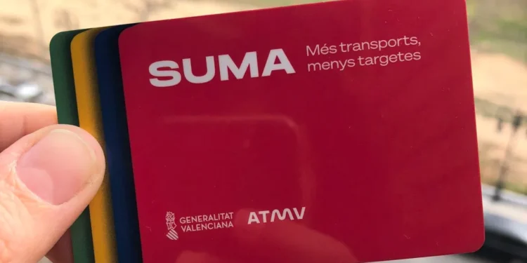 Como recargar y renovar tu tarjeta abono de transporte gratuito en la Comunitat Valenciana Suma