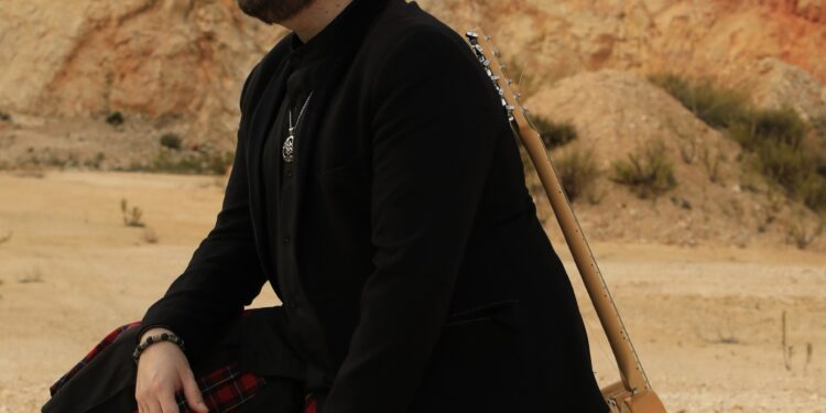 El valenciano Txua dedica una canción de rock a los «ángeles de barro» los héroes voluntarios anónimos de la #DANA