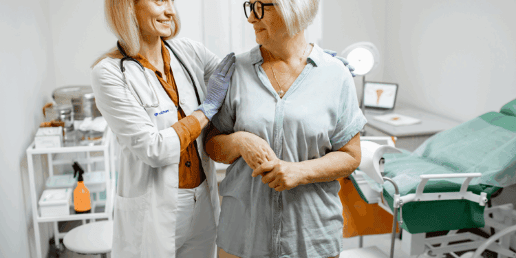 Las cefaleas durante la menopausia, un problema invisible con tratamientos efectivos